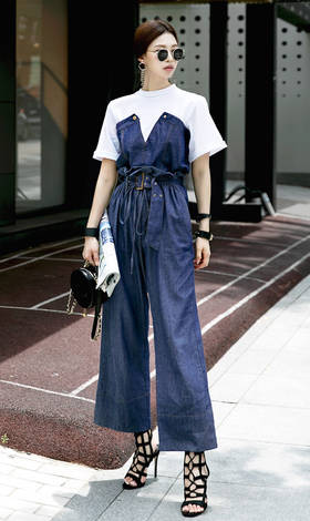 韓国ファッション　レディース　デニムラインピンタックアイウェイストパンツ
